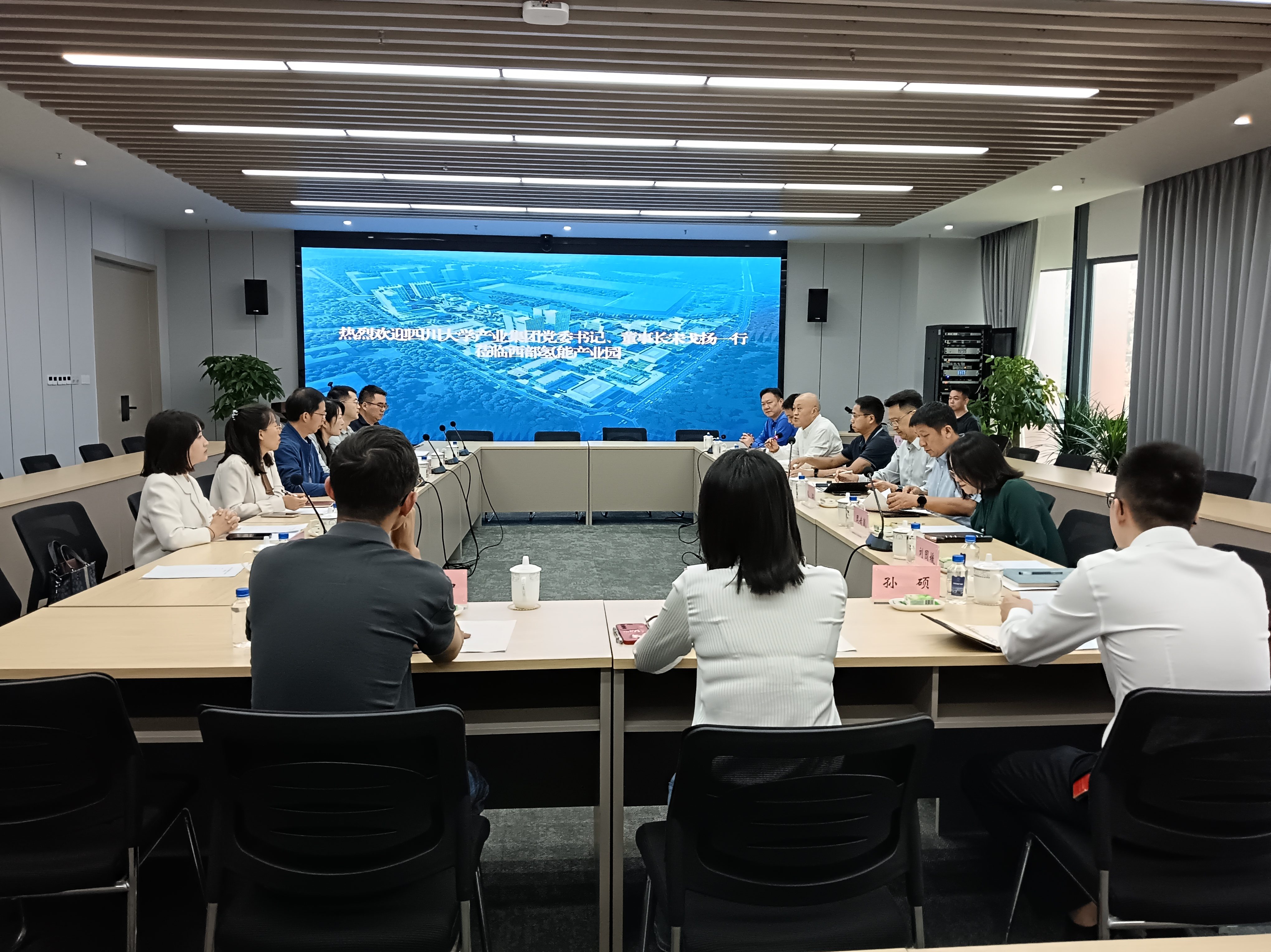 20251760948209200886.jpg 2(1).jpg